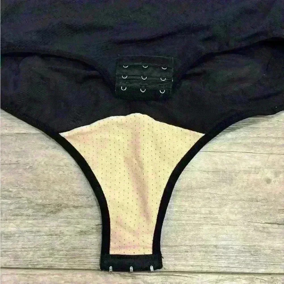 Black mesh body suit/shape wear size large - Picture 3 of 7